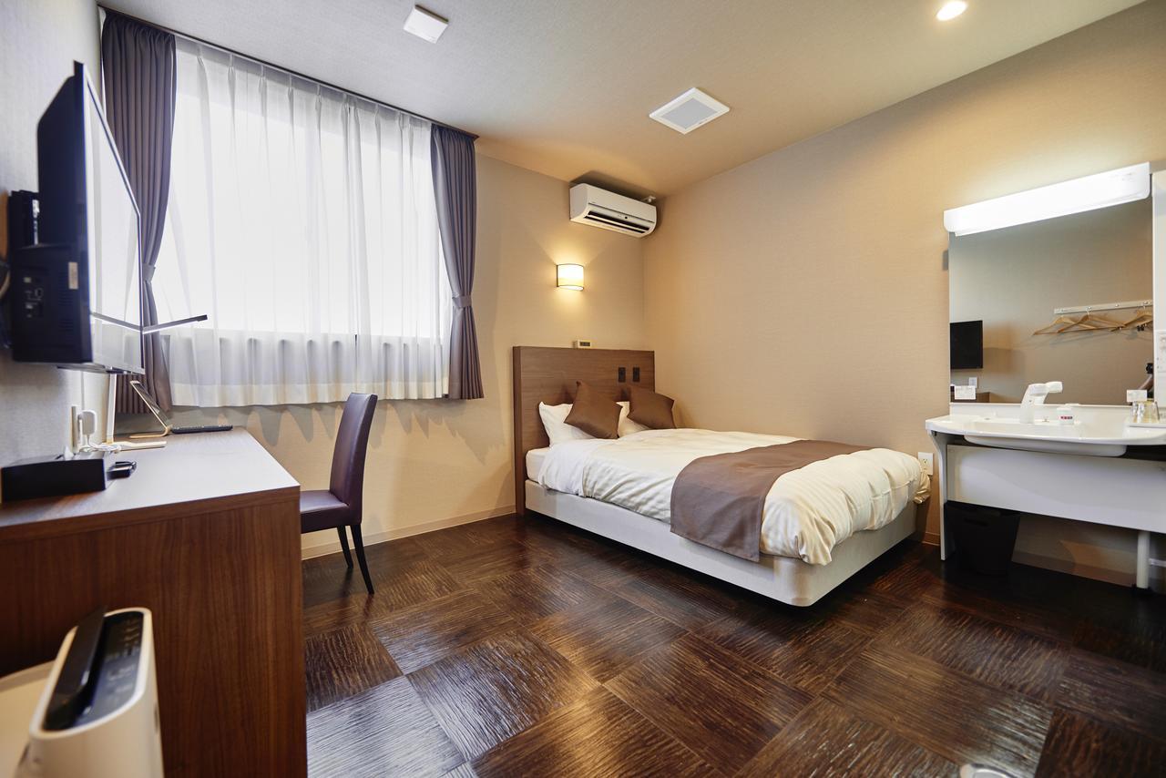 Hotel Kan-Raku Saitama Honjo-Waseda Hinoki No Yakata Exteriör bild